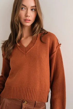 NANCY V-NECK STRAIP SWEATER TOP