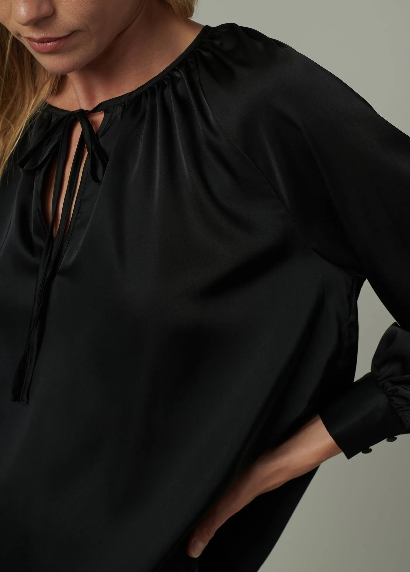 THE EVERDAY BLOUSE